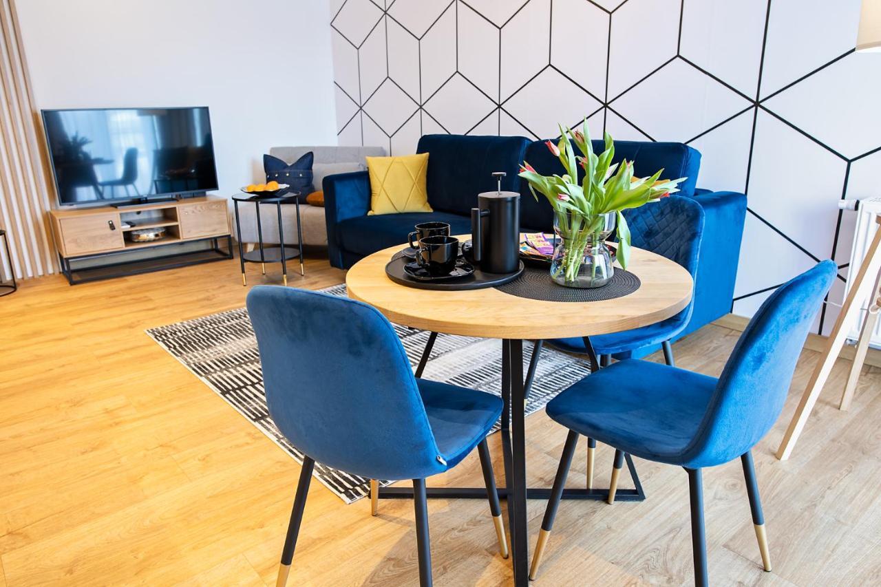 M Apartment